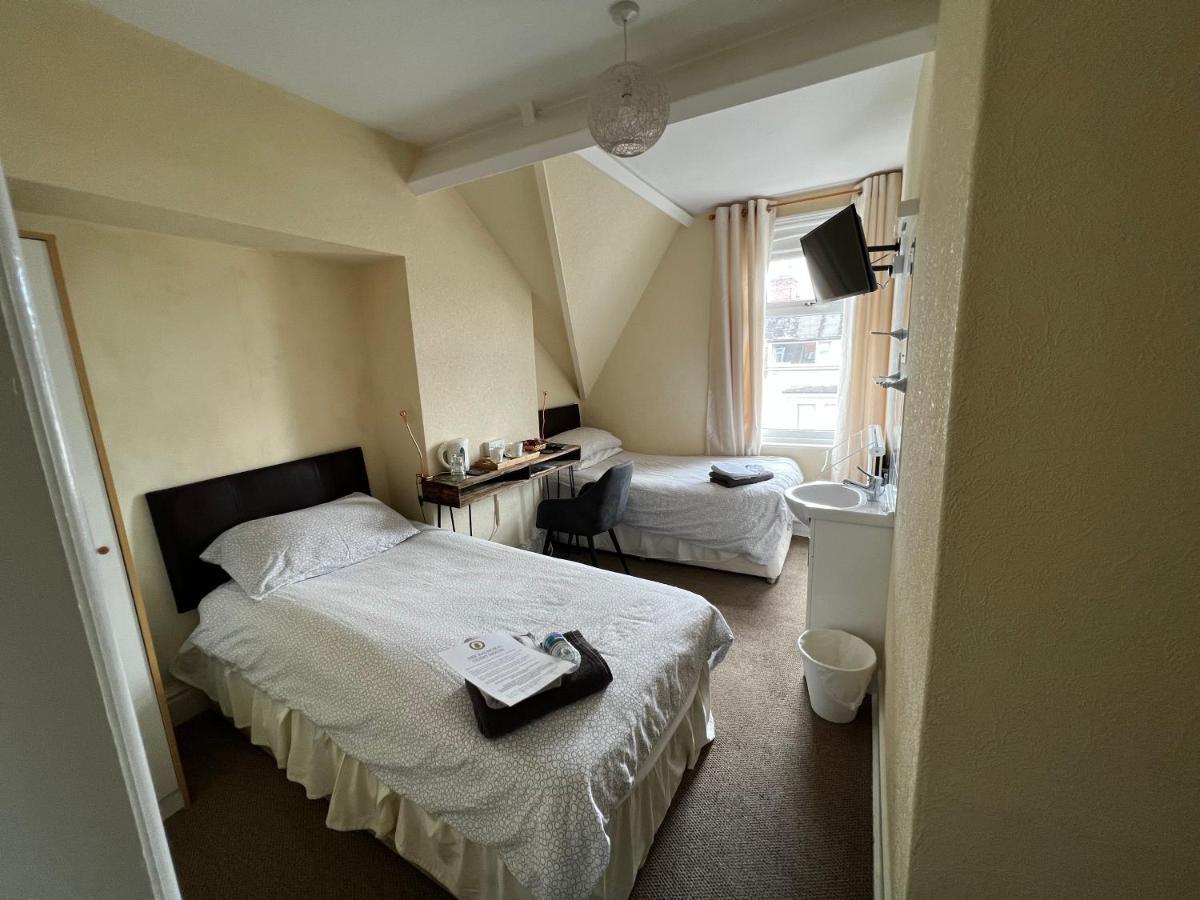 The Balmoral Guest House Bridlington Extérieur photo